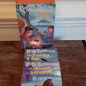 Scholastic A to Z Mysteries Books! lot 10 books.